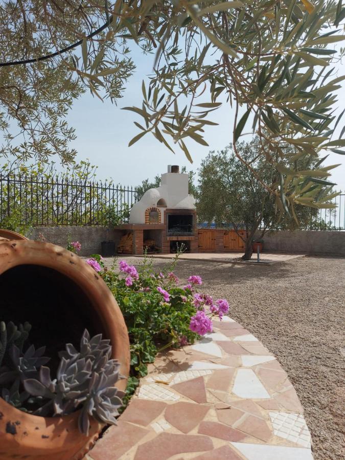 Villa Cortijo Blanco à Albondon Extérieur photo