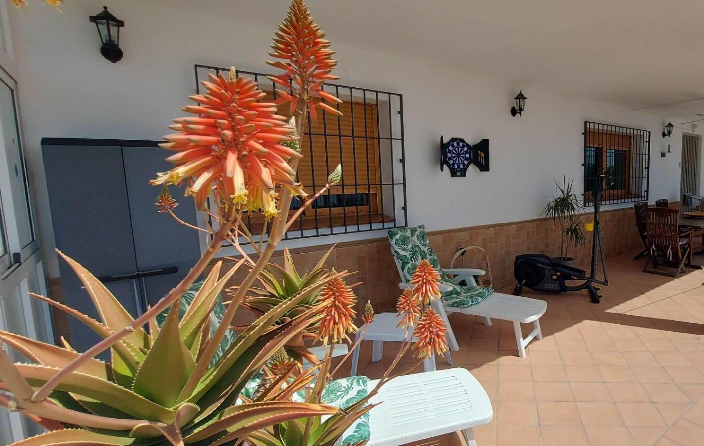 Villa Cortijo Blanco à Albondon Extérieur photo